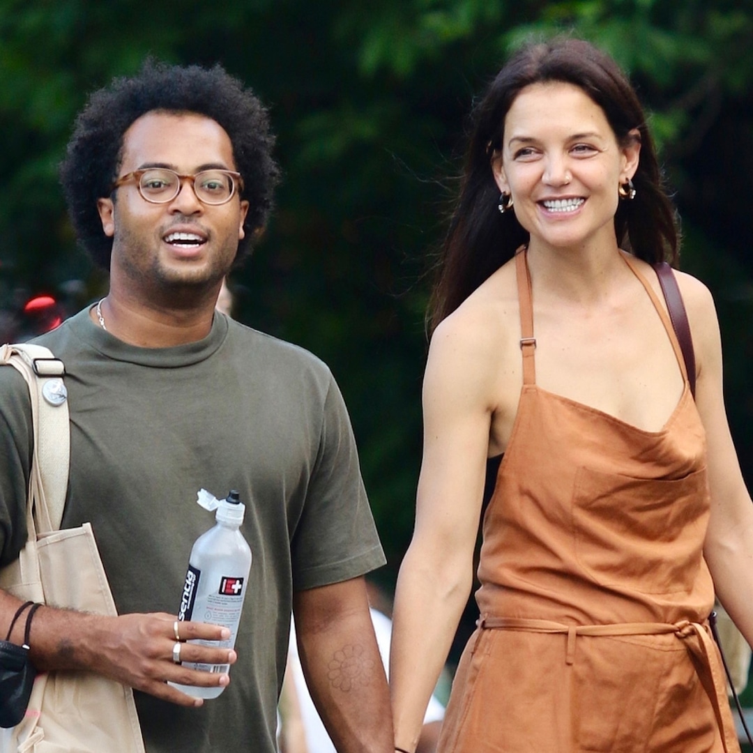 Katie Holmes and Bobby Wooten III Are All Smiles on Romantic Stroll